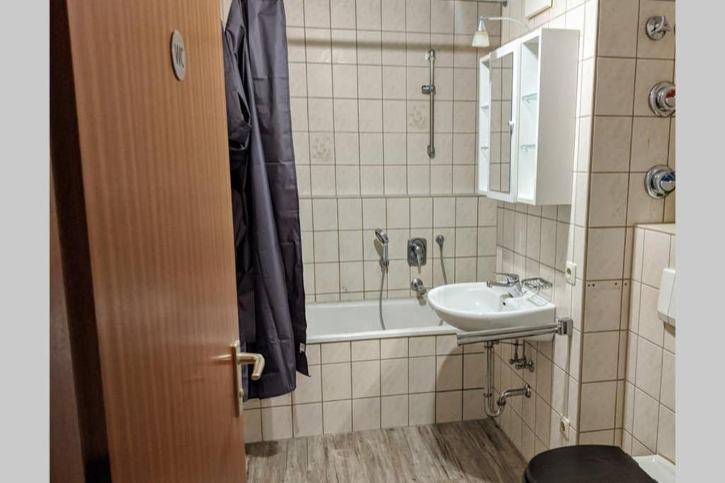 Ideale Messe/Airport Wohnung 15Min Fahrtweg Kirchheim unter Teck Ngoại thất bức ảnh